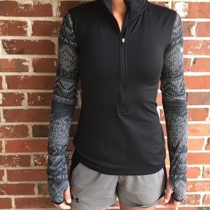 Super cute Nike pullover